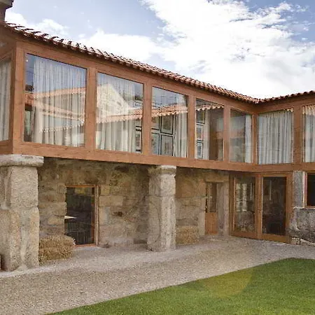 Boutique Solar De Oura